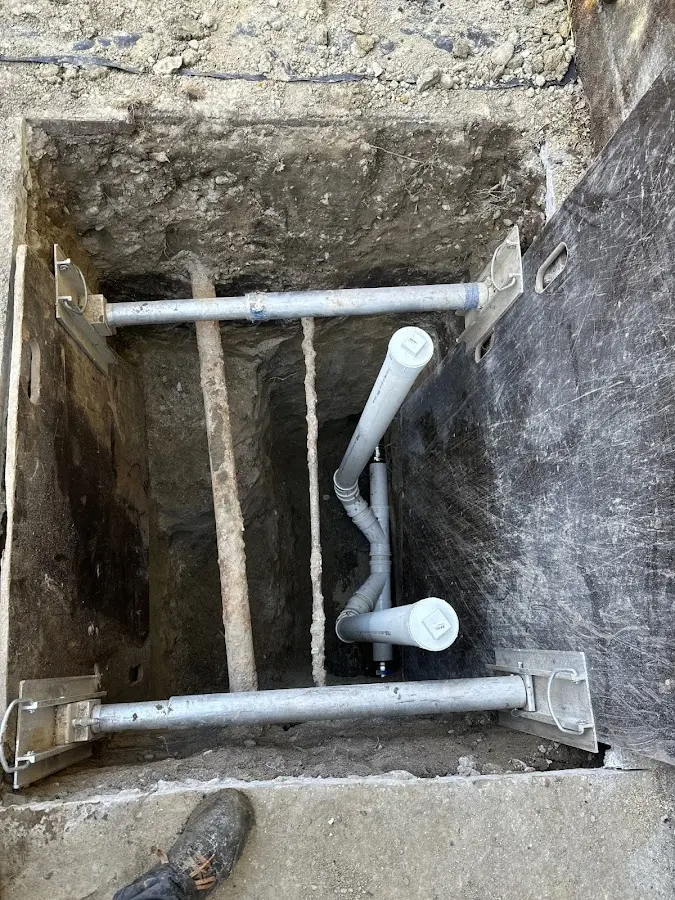 Experienced plumber completing Drain Cleaning work in Ulysses